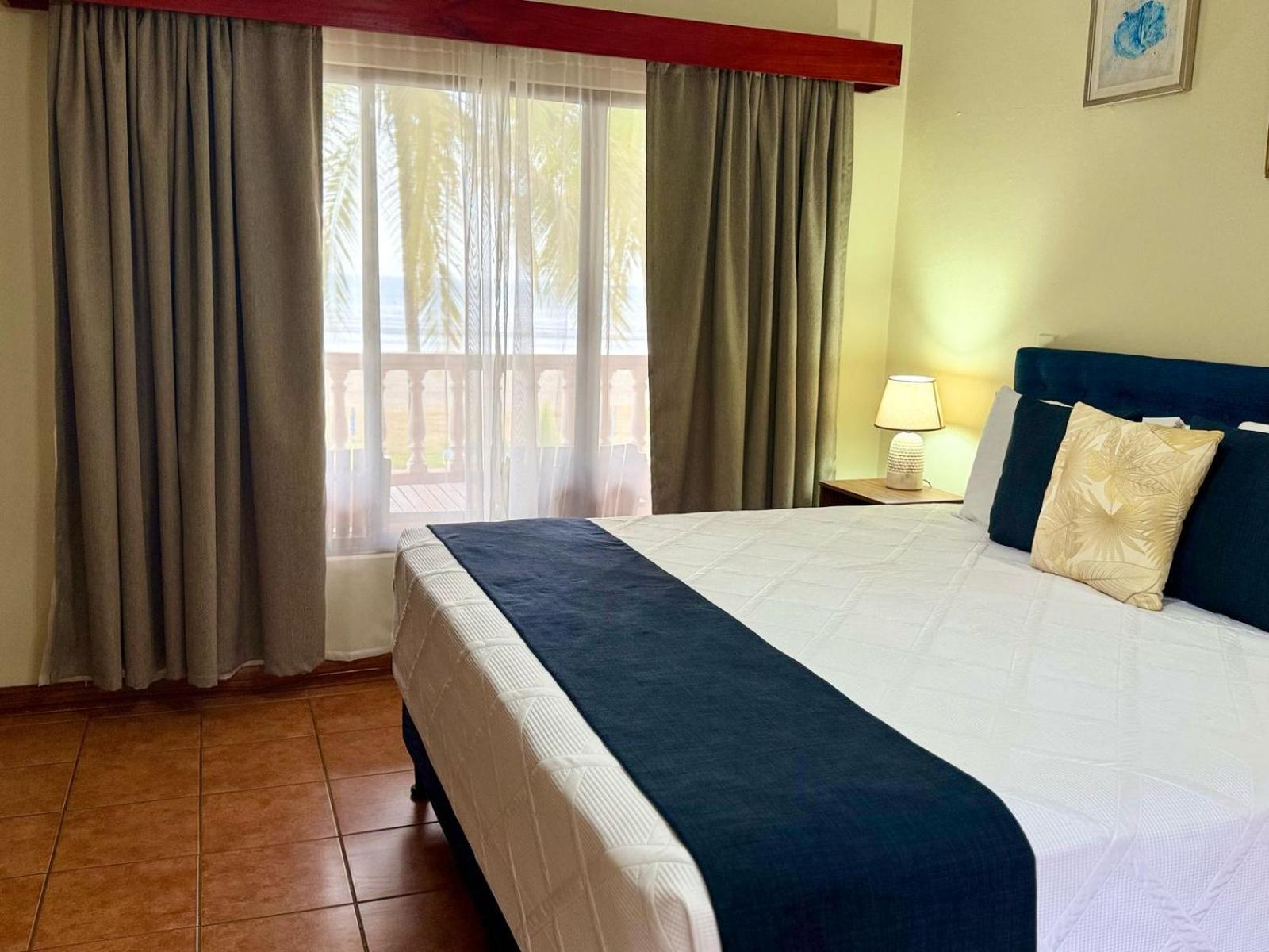 Hotel Delfin Playa Bejuco Esterillos Este Eksteriør bilde